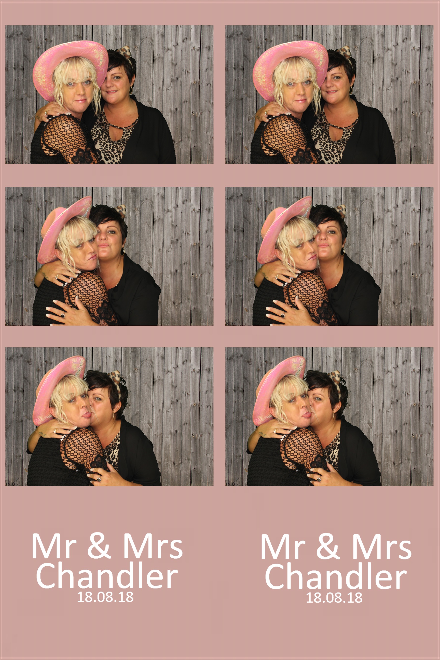 Laura and Tom's wedding | View more photos from the event at images.mobile-photo-booth.com/u/MobilePhotoBoothUK/Laura-and-Toms-wedding